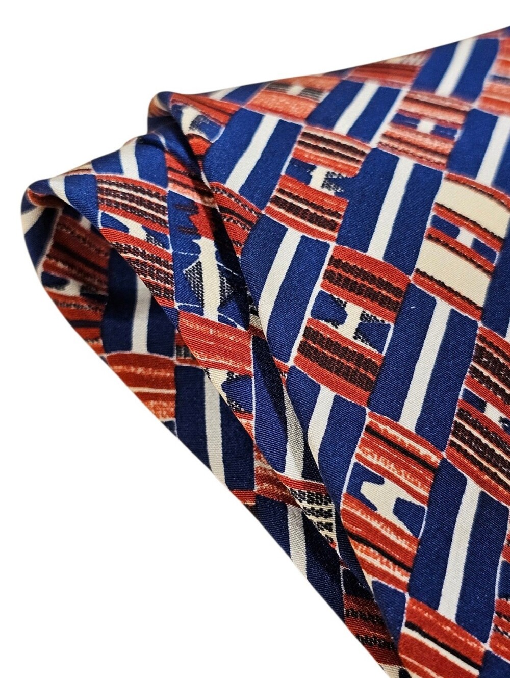 VALENTINO TIE - Picture 5 of 15